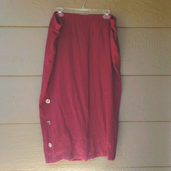 Jm Collection Side-Button Textured Capris XXL - Picture 2 of 7